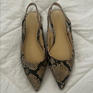 H&M Women's Beige and Black Snake Pattern Flats